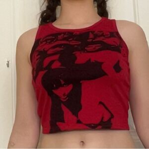 Vibrant Red cropped Tank Top with Graphic Print